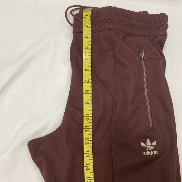 Adidas,Women’s Burgundy and multi color Sweatsuit.Size-M top,L pants - Picture 12 of 16